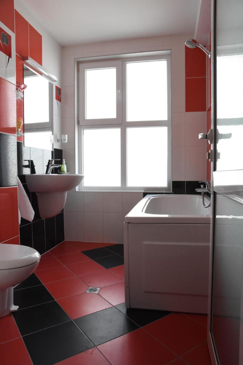 Apartments Plovdiv Maisonette Kapana ภายนอก รูปภาพ